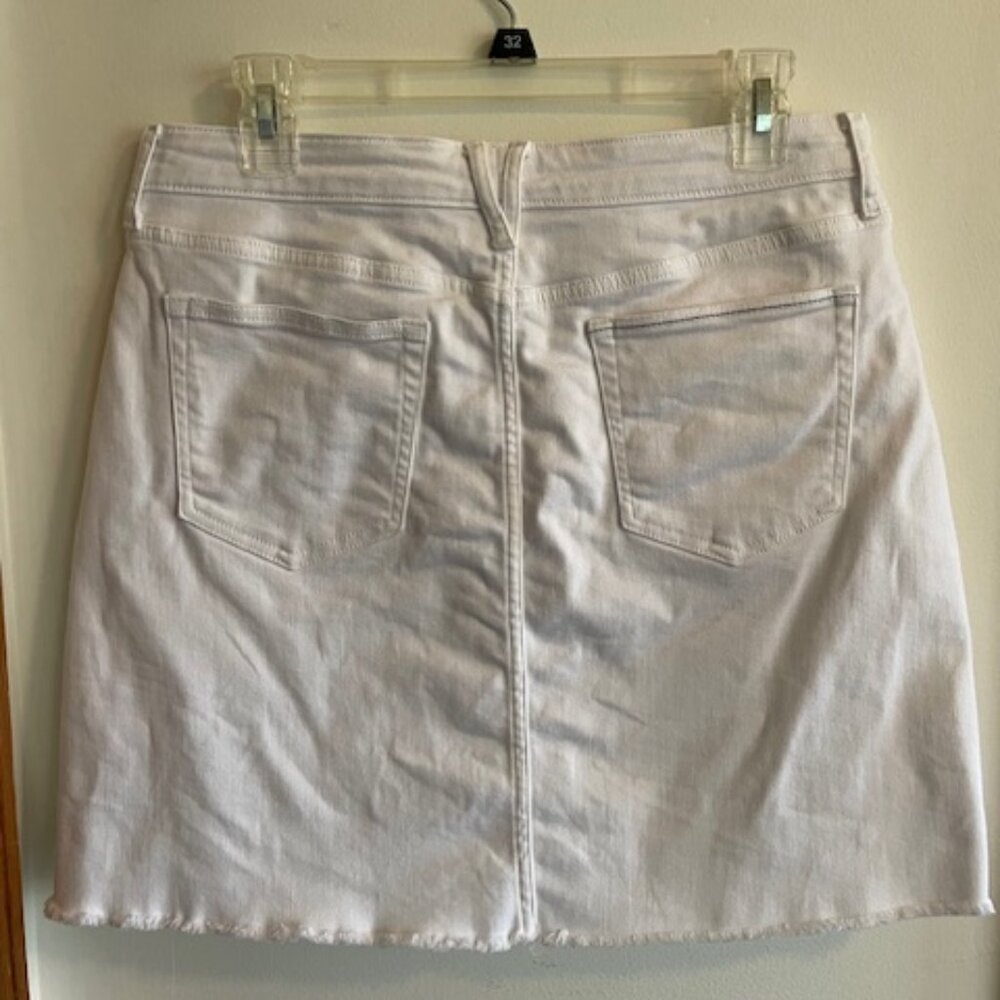 VINEYARD VINES Delaney Denim Mini Skirt White 8 - Picture 3 of 16